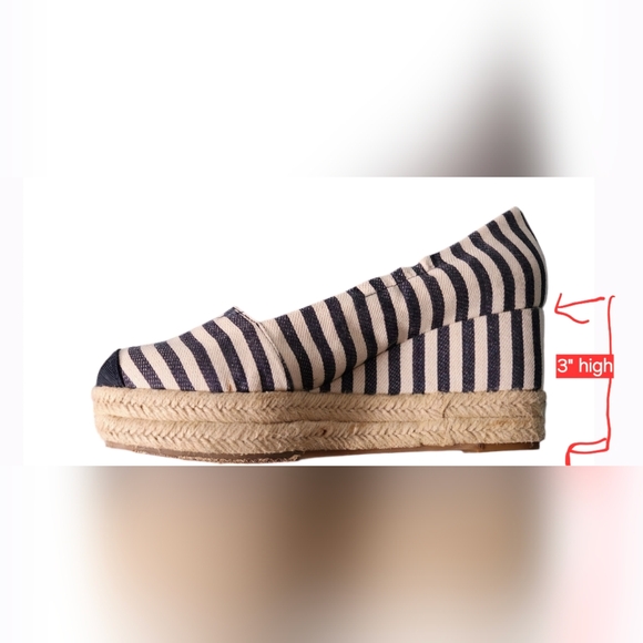 Victor Alfaro Navy & Cream Striped Espadrille Wedges Size 8.5 GUC - Picture 11 of 12